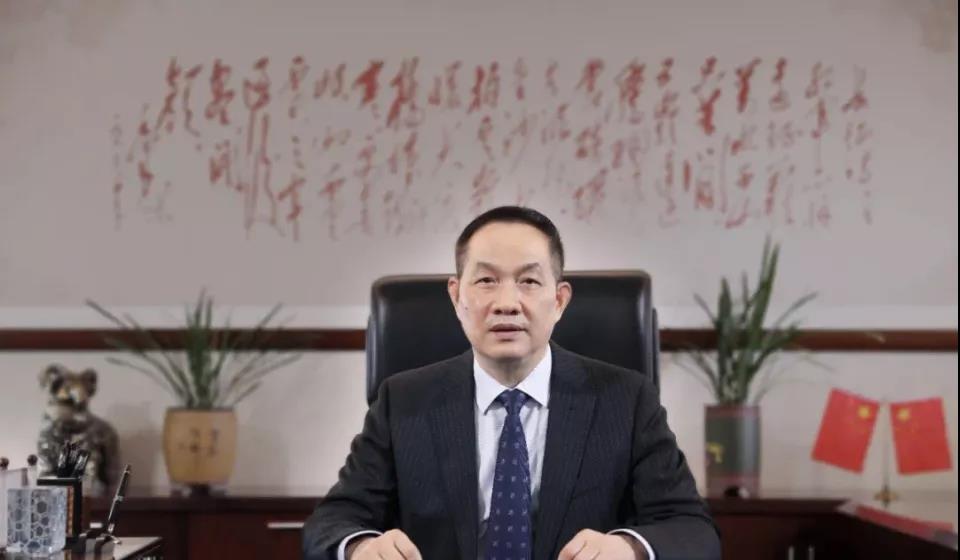 求实拓新谋人才，通变刷新兴业态